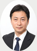 厳 斗一